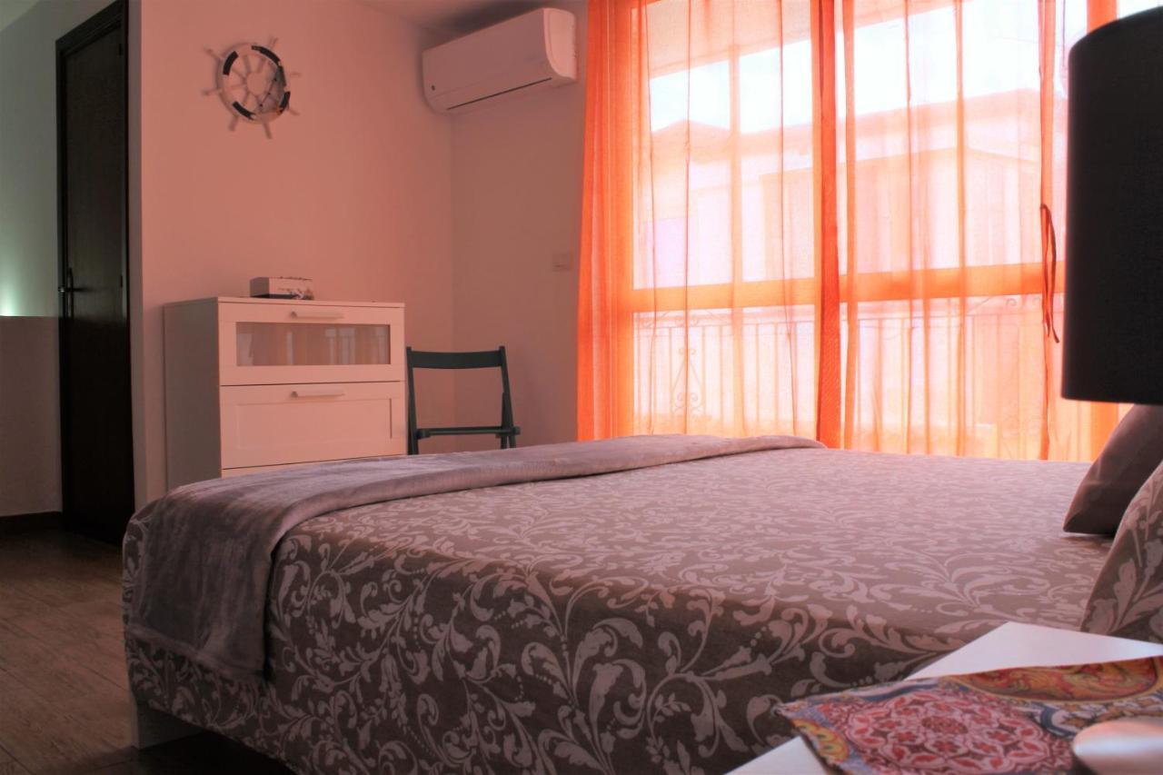 Casa Peppino Apartman Letojanni Kültér fotó